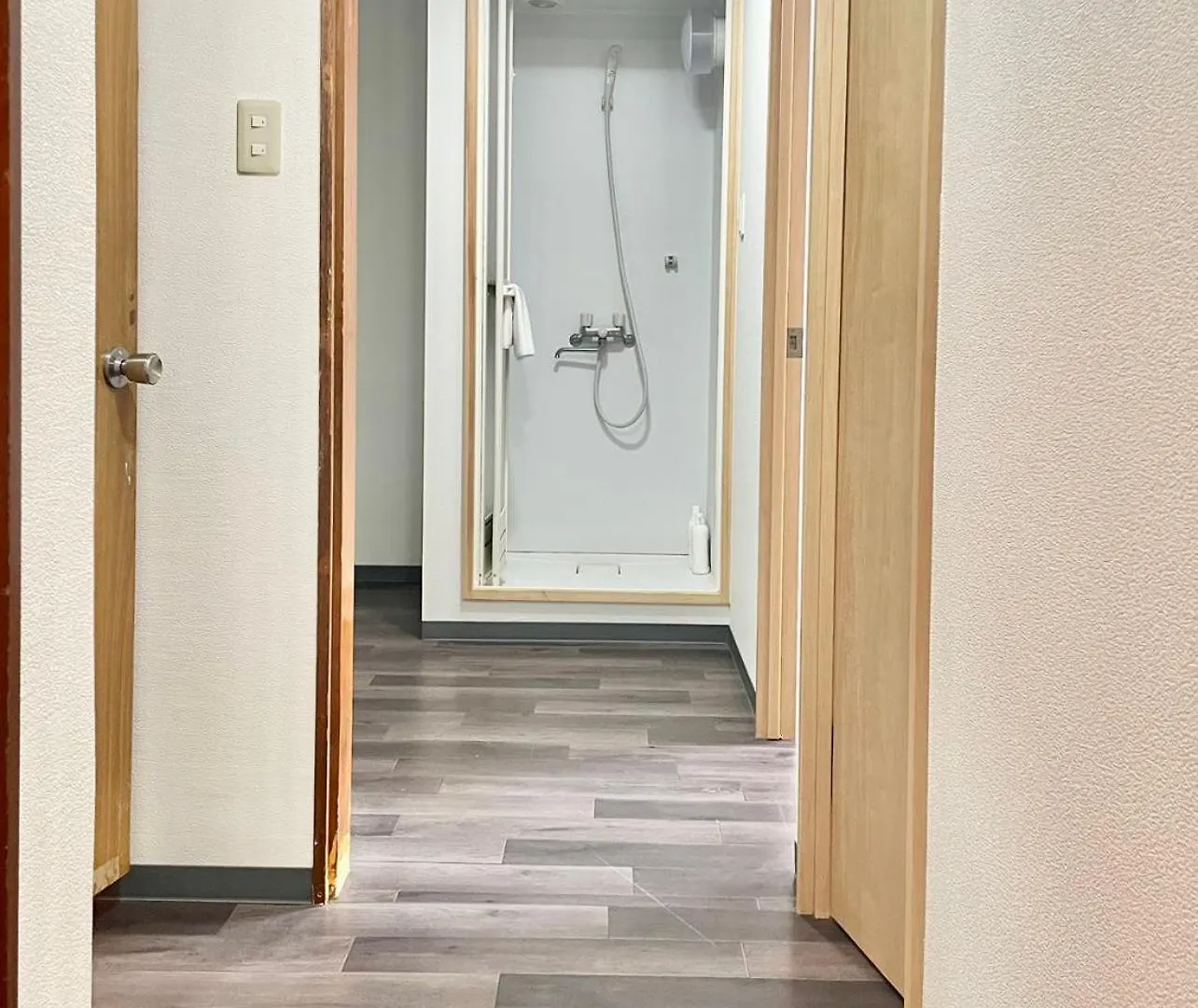 Red House Apartment Tokyo