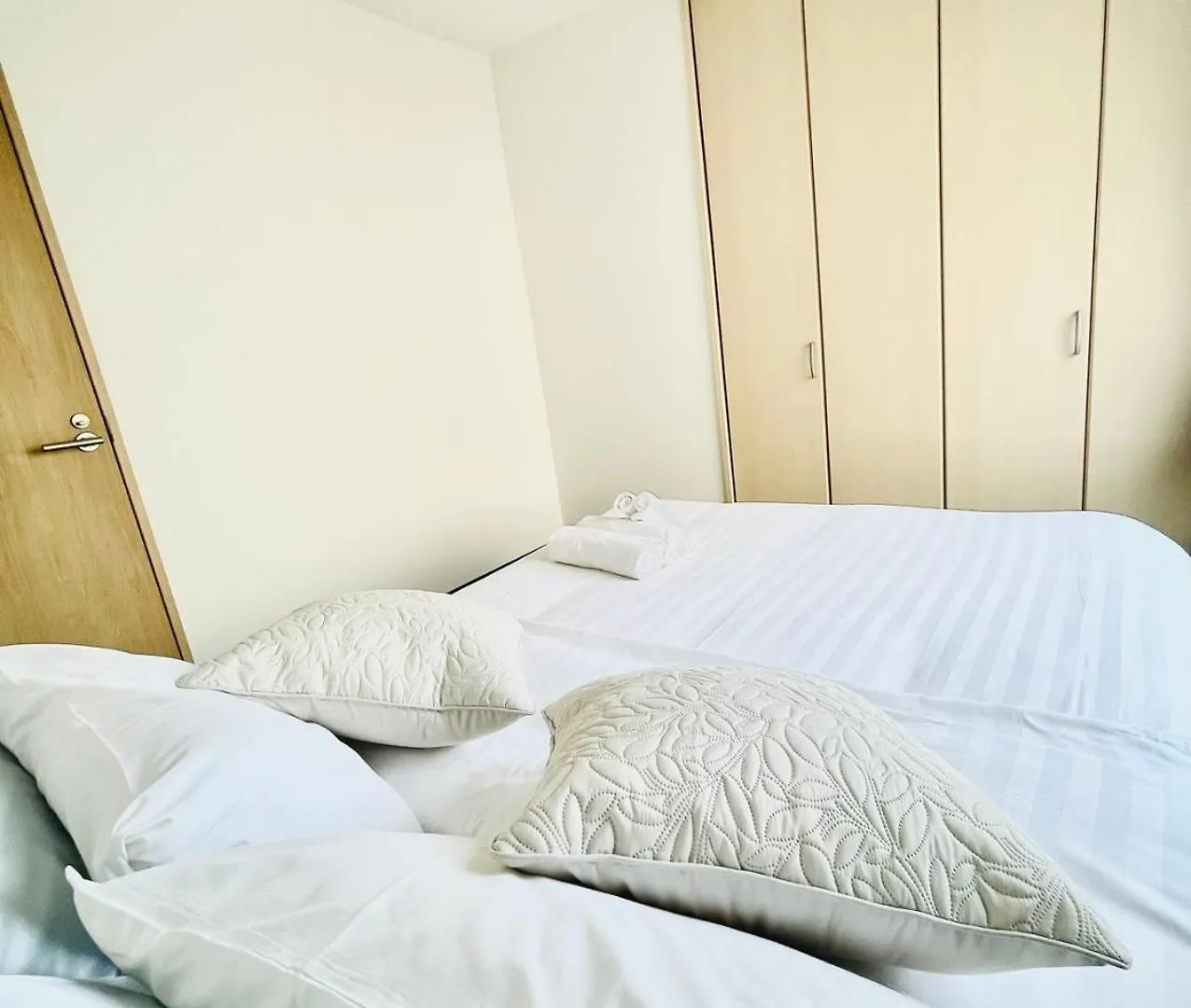Red House Apartment Tokyo